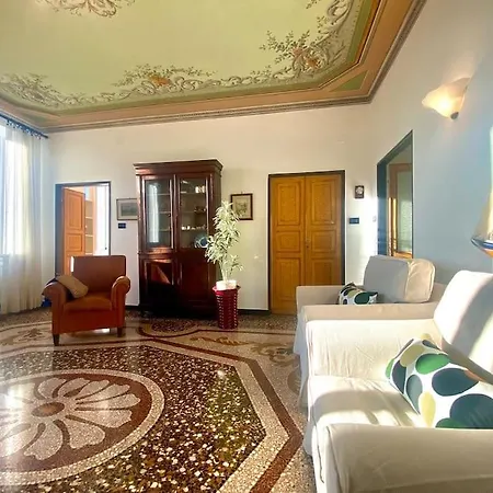 Casaviva-central Elegant In * Camogli